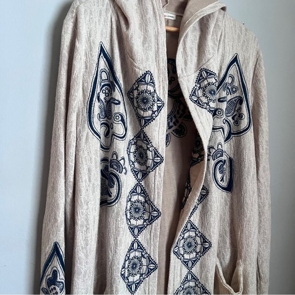 Orange Creek Cream & Blue Embroidered Bohemian Long Cardigan Hoodie One Size EUC - Picture 2 of 8